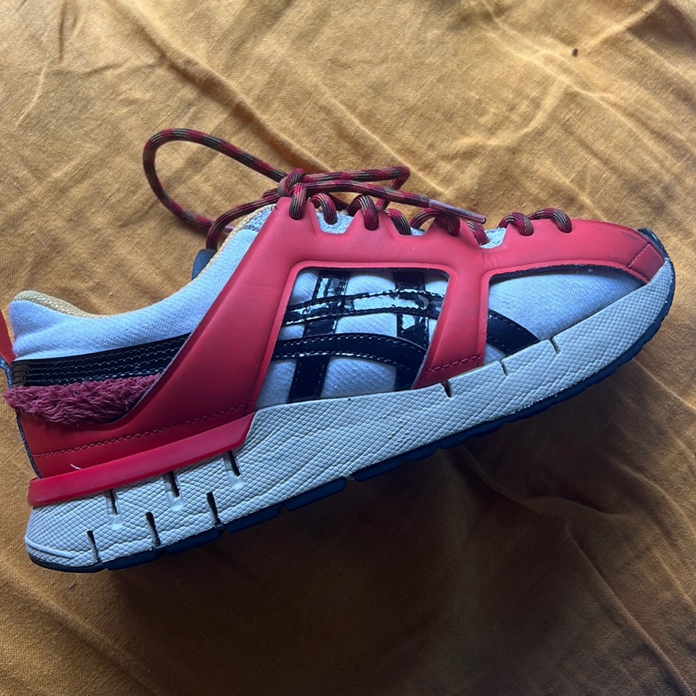 Onitsuka Tiger - rare red white black